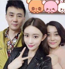 久久精品中国_: 让人思考的发言，是否将影响我们的选择？